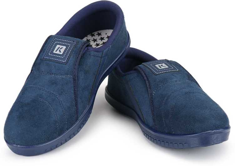 Casual Shoes From Rs.197